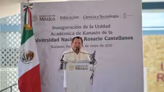 Joaquín Díaz Mena solicita ingreso de los alumnos de la Universidad Rosario Castellanos de Kanasín a la Beca “Gertrudis Bocanegra”
