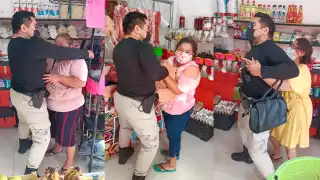 El Mercadito carnicería y frutería se encargó de festejar a sus clientas este 10 de mayo