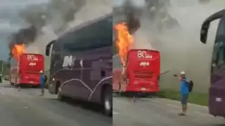 Se desconocen las causas que originaron el incendio del autobús