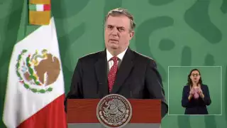 El secretario de Relaciones Exteriores, Marcelo Ebrard, indicó que México condena enérgicamente la invasión militar de Rusia en Ucrania, por lo que llamó a cesar el fuego de inmediato
