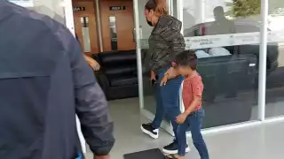 La abuelastra separó al menor de su familia en Chetumal, presuntamente por ser víctima de violencia. La madre lo abandonó junto con su hermanito