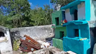 Exhiben abandono del cementerio en Sodzil en Hecelchakán; es un foco de infección, aseguran