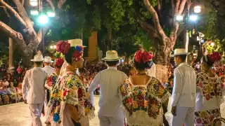 La jarana y trova yucateca se puede disfrutar gratis en el Centro Histórico de Mérida