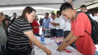 Denuncian presunta explotación y maltrato de menores en empresa de venta de perfumes en el sureste