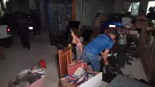 Vecinos señalaron que la pareja ha vivido sin problemas por más de 25 años en la vivienda