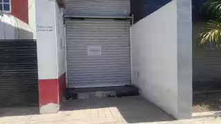 El segundo negocio cerrado funcionaba solo los fines de semana.