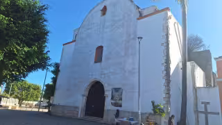 Hombre desnudo y presuntamente drogado irrumpe en plena misa y es detenido en Carrillo Puerto