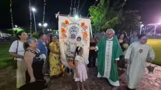 Inicia ronda de gremios en honor a la Virgen de las Mercedes, con la participación de las familias de volqueteros de Champotón