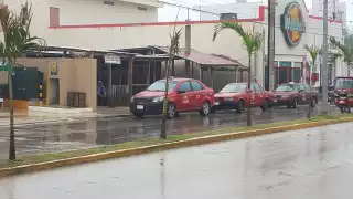 El líder del sindicato de taxis dijo que el llamado que se hizo para que no se ocupe taxi, lo hizo alguien para desquitar su enojo o llamar la atención