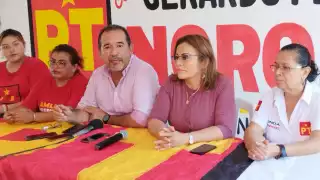 Integrantes del Partido del Trabajo celebraron que AMLO de su V Informe de Gobierno en Campeche