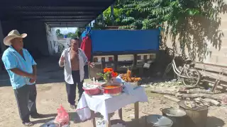 Pobladores de Hecelchakán "agradecen" a los Dioses Mayas