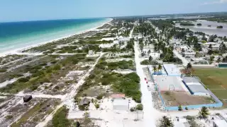 Víctima de 'loteros' en Sisal pide apoyo a la Semarnat por la venta ilegal de terrenos