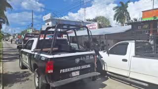 Detienen a un hombre en pleno centro de Carrillo Puerto; familia lo reporta como secuestro