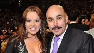 Lupillo Rivera fue claro sobre lo que opina del décimo aniversario luctuoso de Jenni Rivera