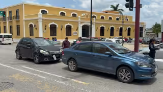 Mujer resulta lesionada tras fuerte choque por alcance en la zona Centro