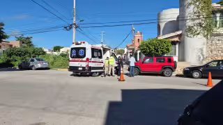 Una mujer resultó lesionada tras sufrir un atropellamiento en la colonia Electricistas.