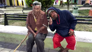 En la ciudad de Hopelchén solo se ubicó a dos personas en el parque a las 7 de la mañana