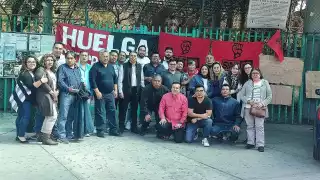 Sindicato de Bachilleres advierte con irse a plantón frente a Palacio Nacional