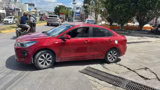 Motociclista lesionado tras choque en la avenida Luis Donaldo Colosio, en Campeche.