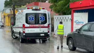 El lesionado fue atendido por paramédicos