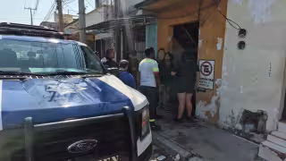 Violenta riña en vivienda multifamiliar deja daños y arrestos