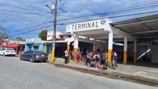 Ola de violencia paraliza servicio de transporte público en la ruta Felipe Carrillo Puerto-Playa del Carmen