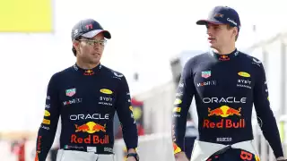 ¡No lo quiere! Verstappen no incluye a Checo Pérez en su escudería