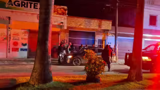 Persecución termina en detención de dos personas y un vehículo asegurado en Felipe Carrillo Puerto