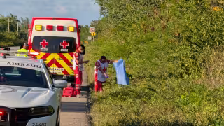 Los paramédicos de la Cruz Roja confirmaron la muerte de los dos hombres.