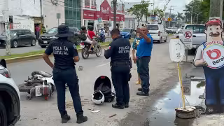 Un motociclista resultó lesionado en la avenida López Mateos.
