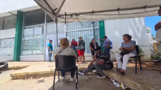 RAN libera seis contratos ante protesta de “brazos caídos”.