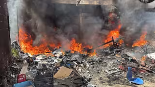 Heroico Cuerpo de Bomberos de Cancún sofoca dos incendios provocados por indigentes