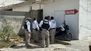 Joven motociclista huye tras chocar camioneta y desata persecusión en el Malecón de Campeche