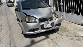 Accidente en calle 16 moviliza a vecinos y paramédicos