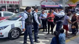 Policías de "Mujer Valiente" auxiliaron a los dos menores de edad