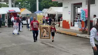 Las lluvias y bajas temperaturas redujeron la afluencia de devotos a la Virgen de Guadalupe en Ciudad del Carmen