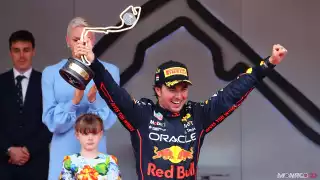 El momento de 'Checo' Pérez llegó tras ceder el triunfo a su compañero Max Verstappen en el Gran Premio de España
