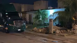 De acuerdo a informes oficiales, el domicilio es punto de venta de droga por lo que se presume puede ser un ajuste de cuentas