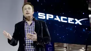 Elon Musk culpable de perforar el borde del espacio
