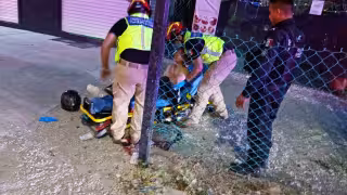 Motociclista lesionado tras derrapar en colonia Ejidal