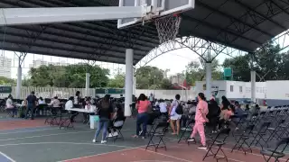 Personal encargado de la aplicación de las vacunas anticovid a menores de entre 12 y 15 años no dio detalles del menor