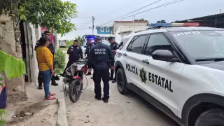 Un individuo identificado como Jaime amenazó a una mujer utilizando un arma de fuego artesanal en la colonia Jardines.
