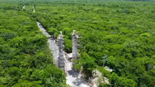 En las estructuras naturales hay modificaciones en las paredes, apertura de canales de navegación, túneles y la edificación de andadores en la obra