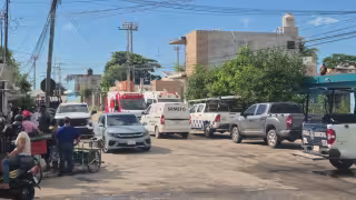 Un hombre falleció al sufrir una descarga eléctrica en la colonia La Cruz, en Champotón.
