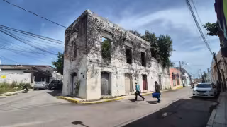 Casas antiguas de Champotón podrían colapsar por falta de mantenimiento