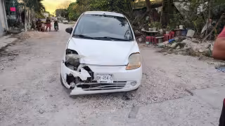 Conductor provoca accidente, se da a la fuga y es alcanzado por testigos en Supermanzana 226 de Cancún