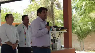 Rogerio Castro llamó a respetar la cultura y raíces de los yucatecos