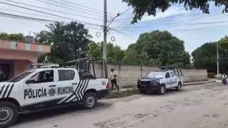 Un sujeto sustrajo un teléfono inteligente iPhone de un local comercial en Champotón.