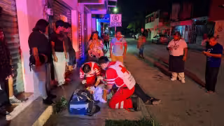 Vehículo foráneo provoca fuerte choque con taxi en Felipe Carrillo Puerto
