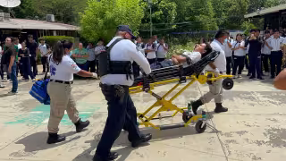 Una escuela de bachillerato realizó un simulacro de sismo en Hopelchén.